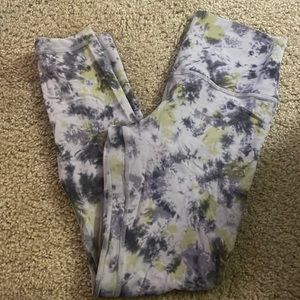 Lululemon Align 25”. Size: 6